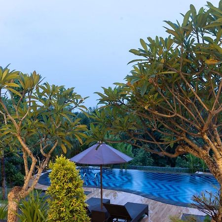 Arunika Cottage Batununggul Ngoại thất bức ảnh