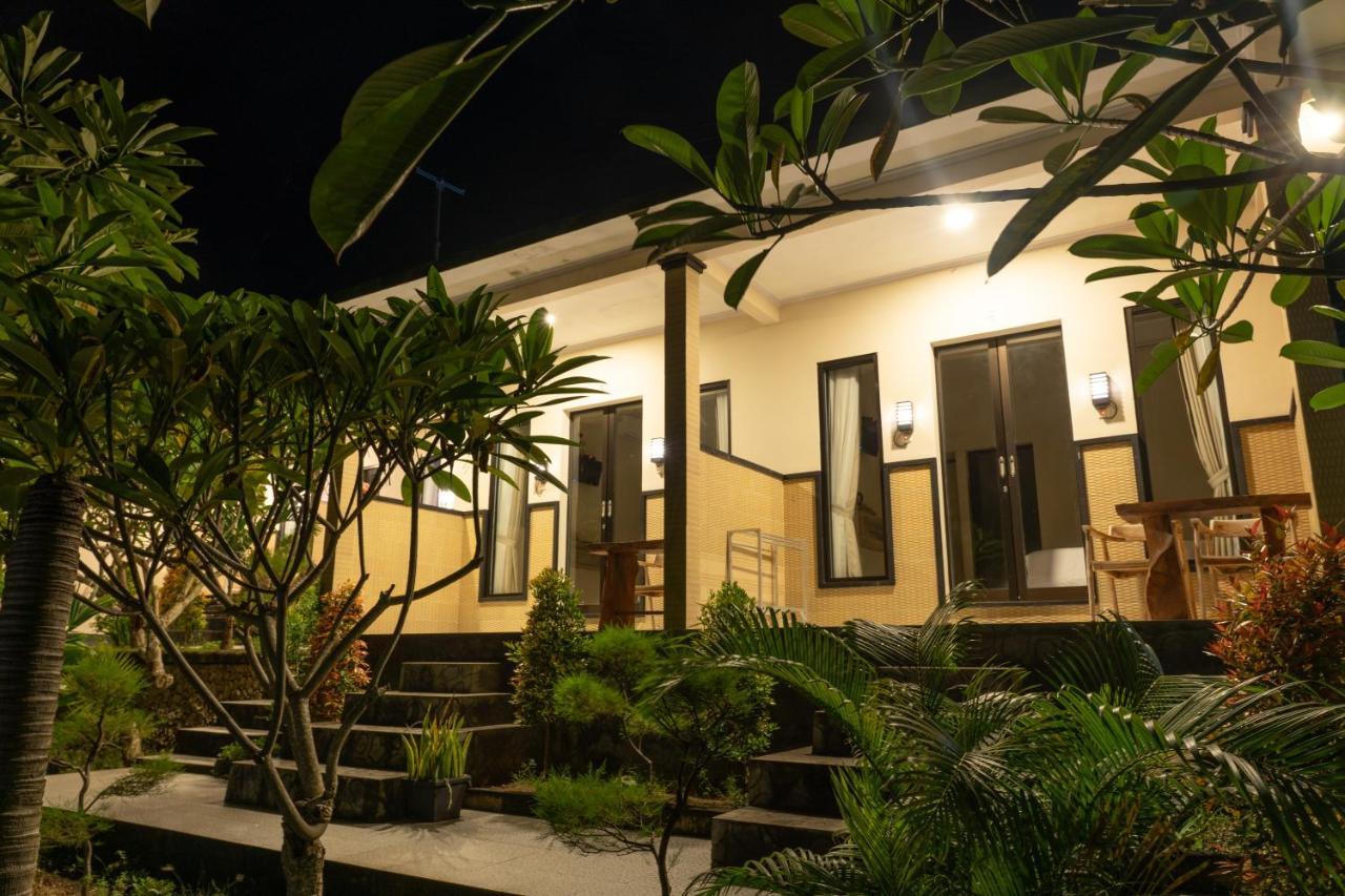 Arunika Cottage Batununggul Ngoại thất bức ảnh